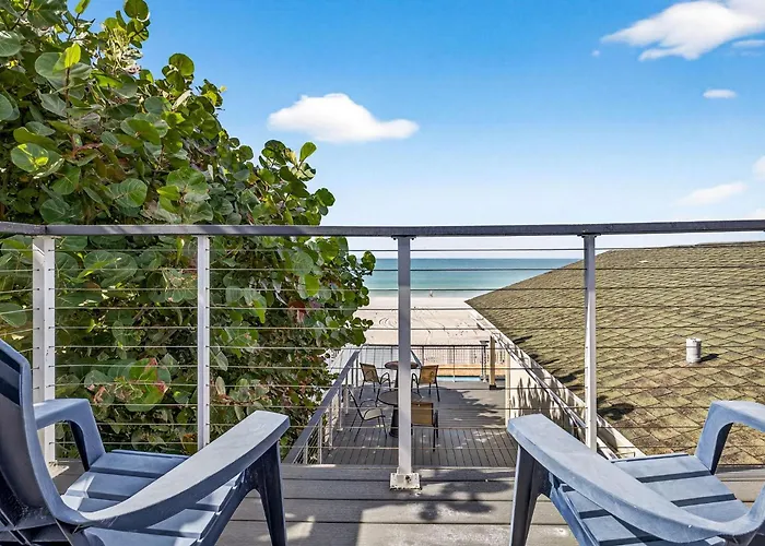 Holiday home Sunshine's Hideaway