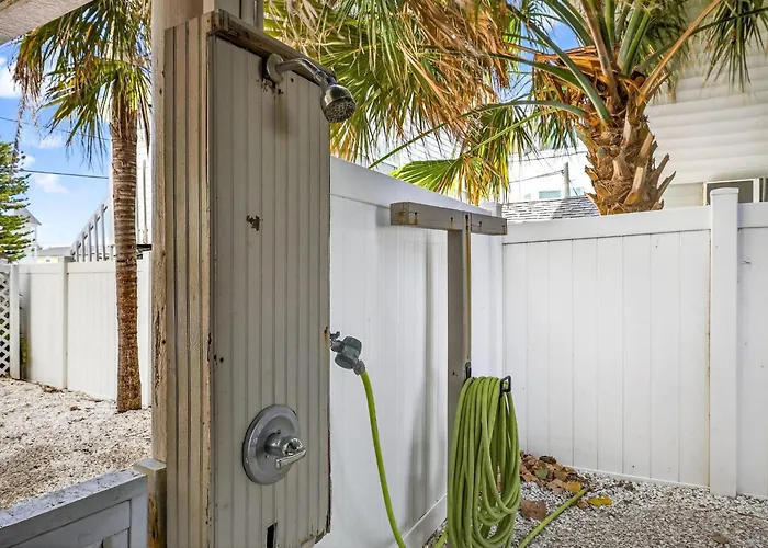 Holiday home Sunshine's Hideaway