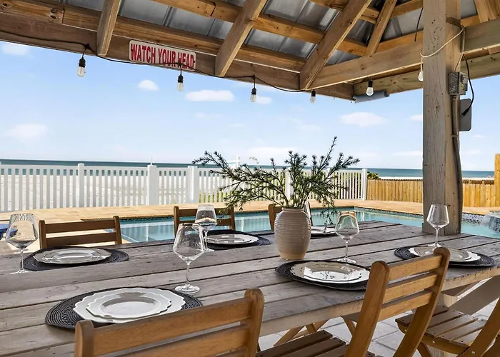 Holiday home Sunshine's Hideaway *